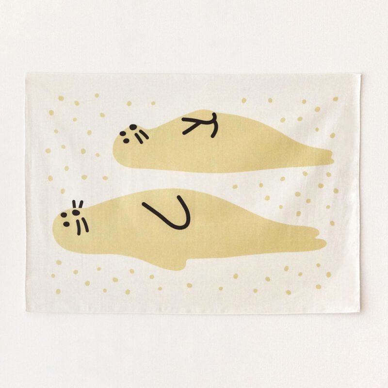 Fabric Poster -  Seal Friends Sand